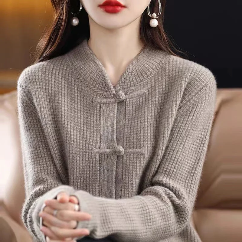 Half Turtleneck Button-up Knitted Sweater Jacket Corduroy Jacket Velvet Jacket Brocade Jacket Half Turtleneck Button-up Knitted Sweater Jacket Corduroy Jacket Velvet Jacket Brocade Jacket